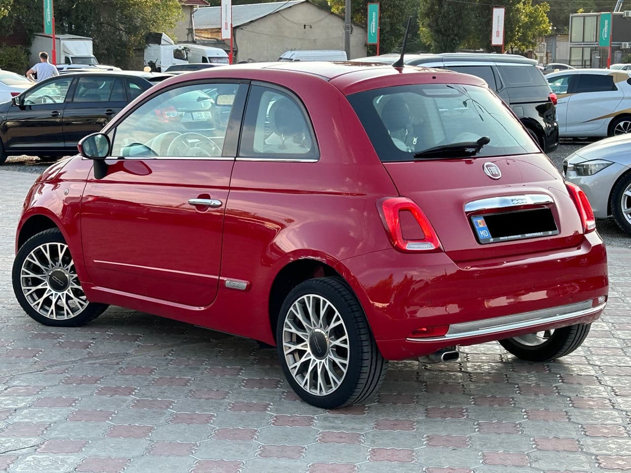 2017 Fiat 500 — Miniatură 3