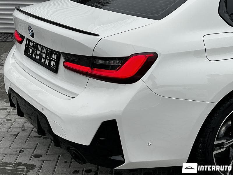 2022 BMW 330E — Miniatură 20