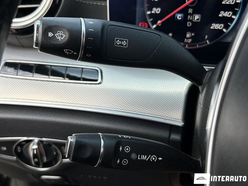 2017 Mercedes E 350e — Miniatură 12