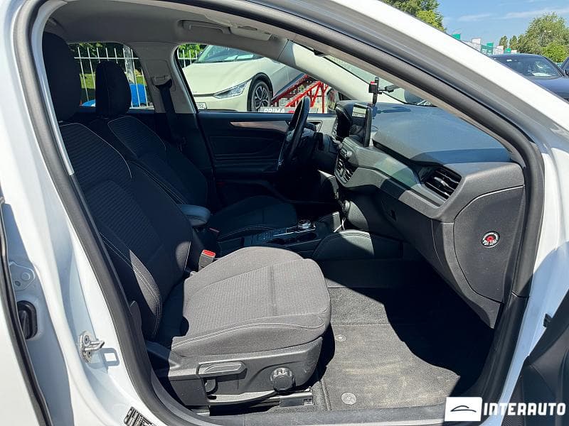 2019 Ford Focus — Miniatură 16