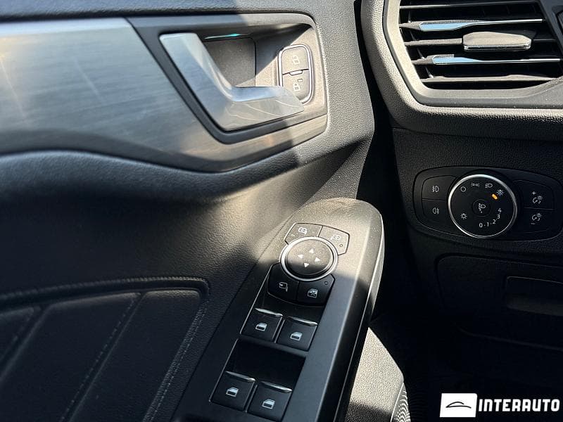 2019 Ford Focus — Miniatură 6