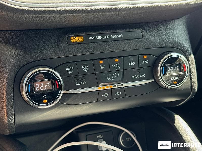 2019 Ford Focus — Miniatură 12