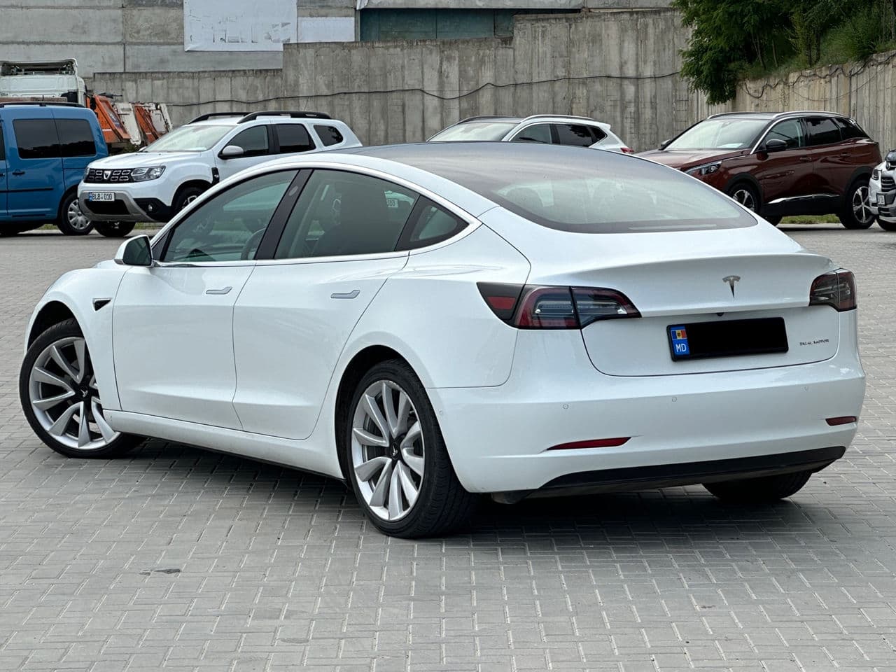 2019 Tesla Model 3 — Miniatură 2