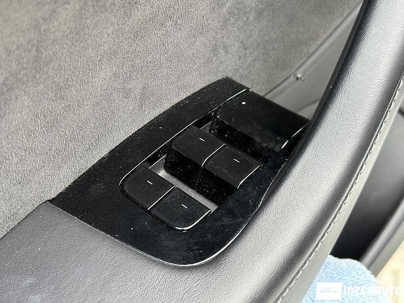 2019 Tesla Model 3 — Miniatură 14