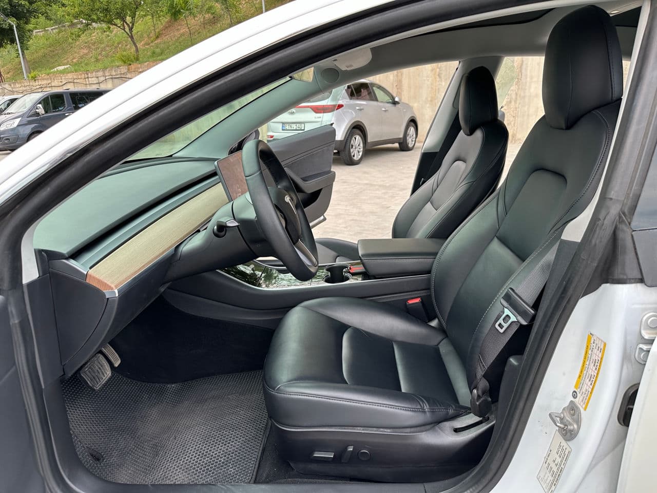 2019 Tesla Model 3 — Miniatură 5