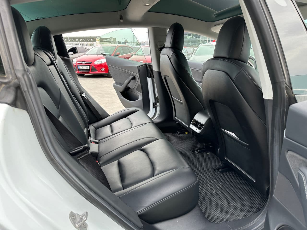 2019 Tesla Model 3 — Miniatură 7