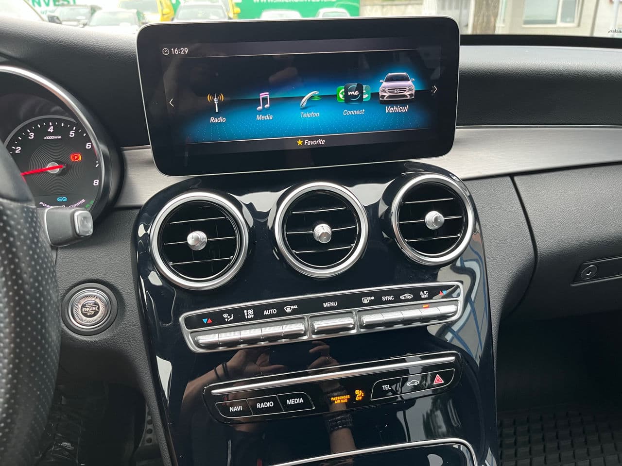 2018 Mercedes C 200 — Miniatură 12