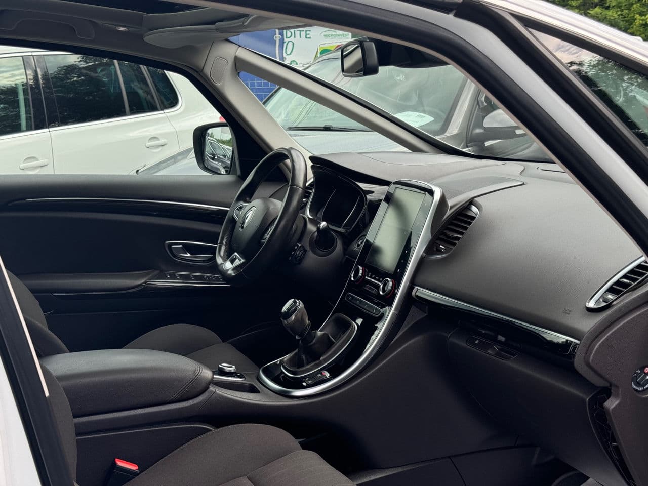 2018 Renault Espace — Miniatură 10