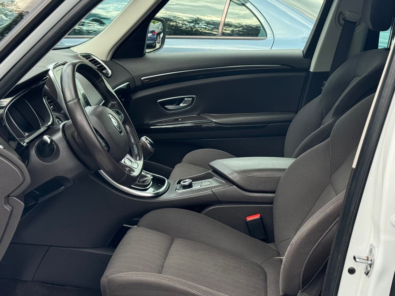 2018 Renault Espace — Miniatură 6