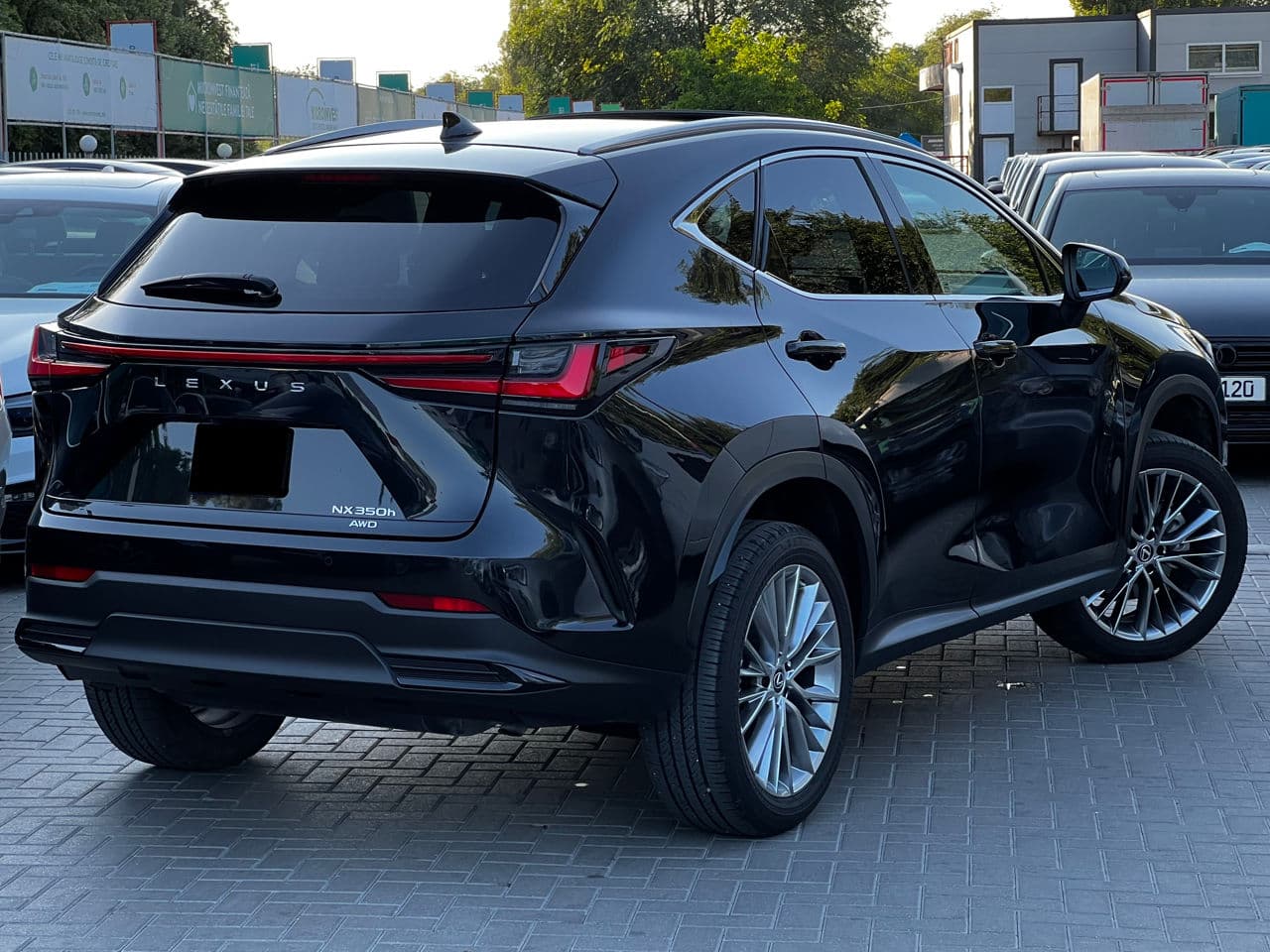 2022 Lexus NX 350H — Miniatură 3