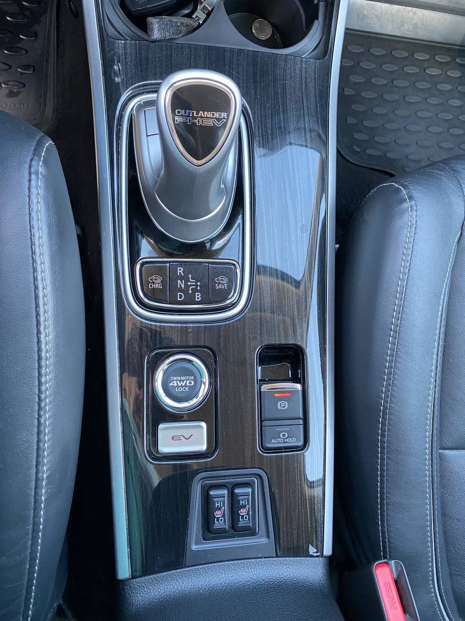 2018 Mitsubishi Outlander — Miniatură 12