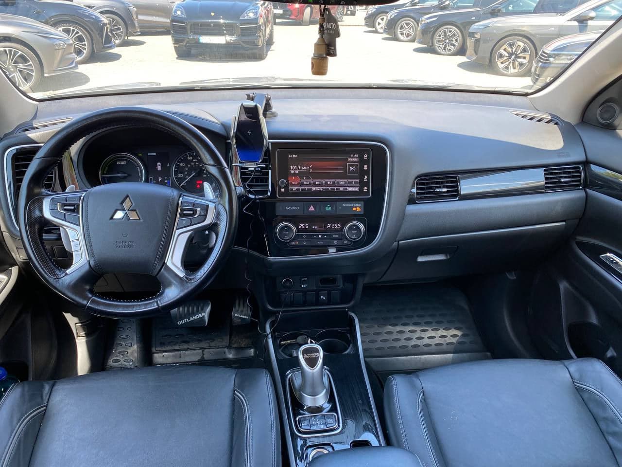 2018 Mitsubishi Outlander — Miniatură 8