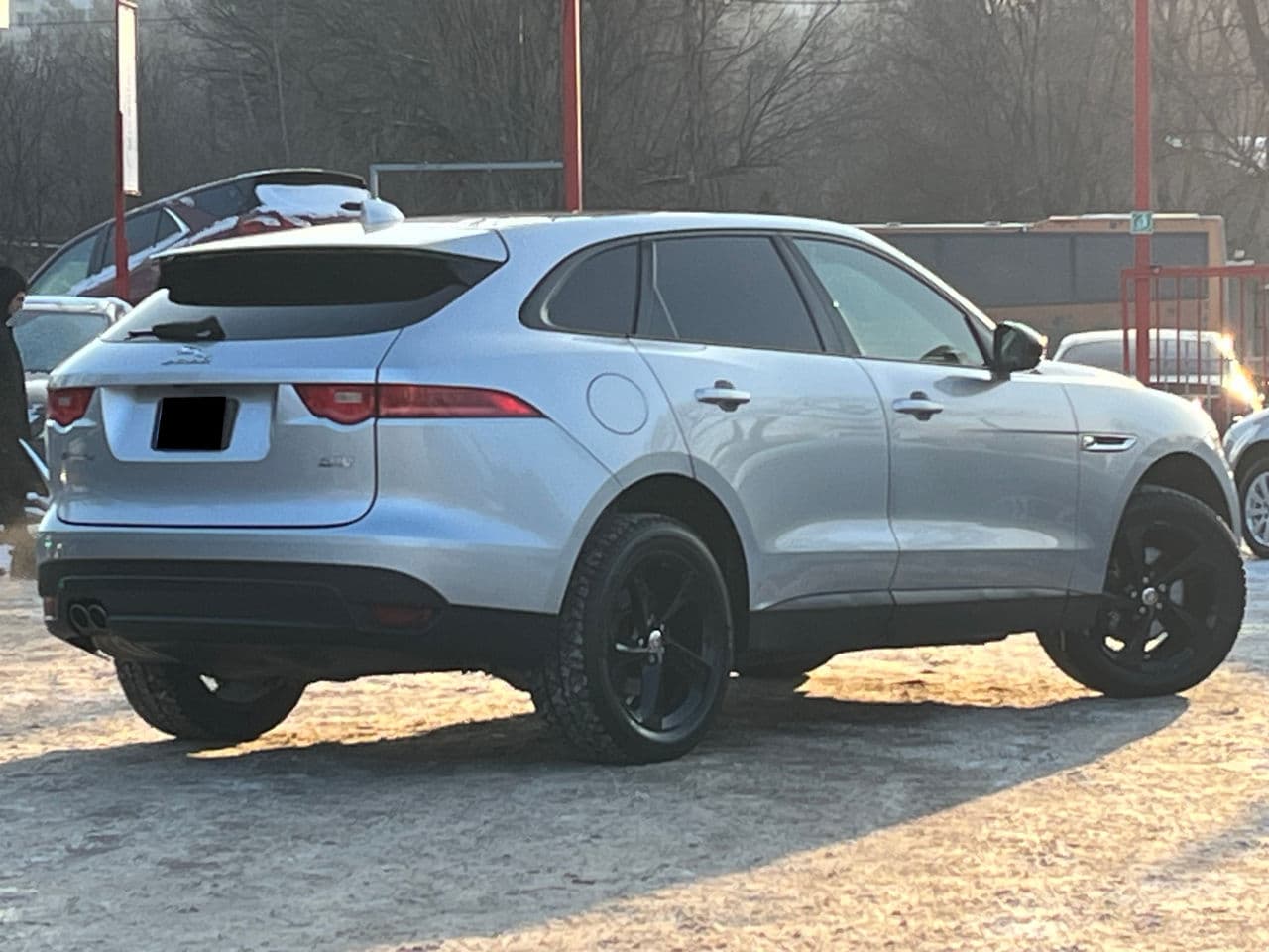 2016 Jaguar F-Pace — Miniatură 3