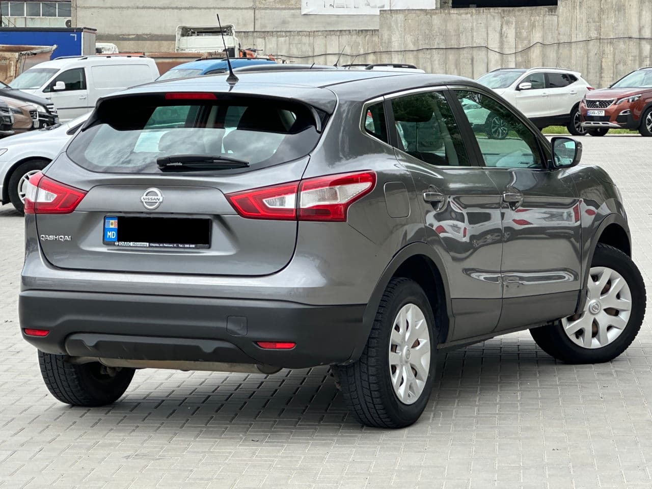 2015 Nissan Qashqai — Miniatură 3