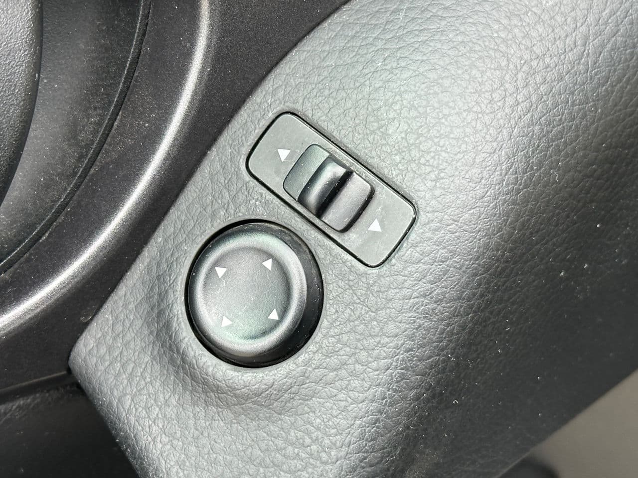 2015 Nissan Qashqai — Miniatură 14