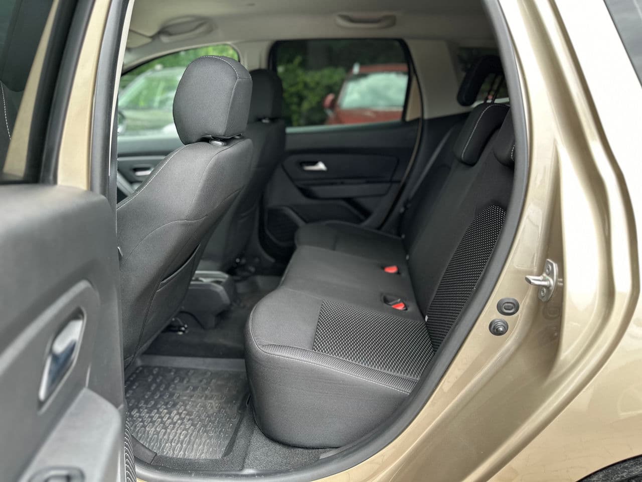2019 Dacia Duster — Miniatură 16