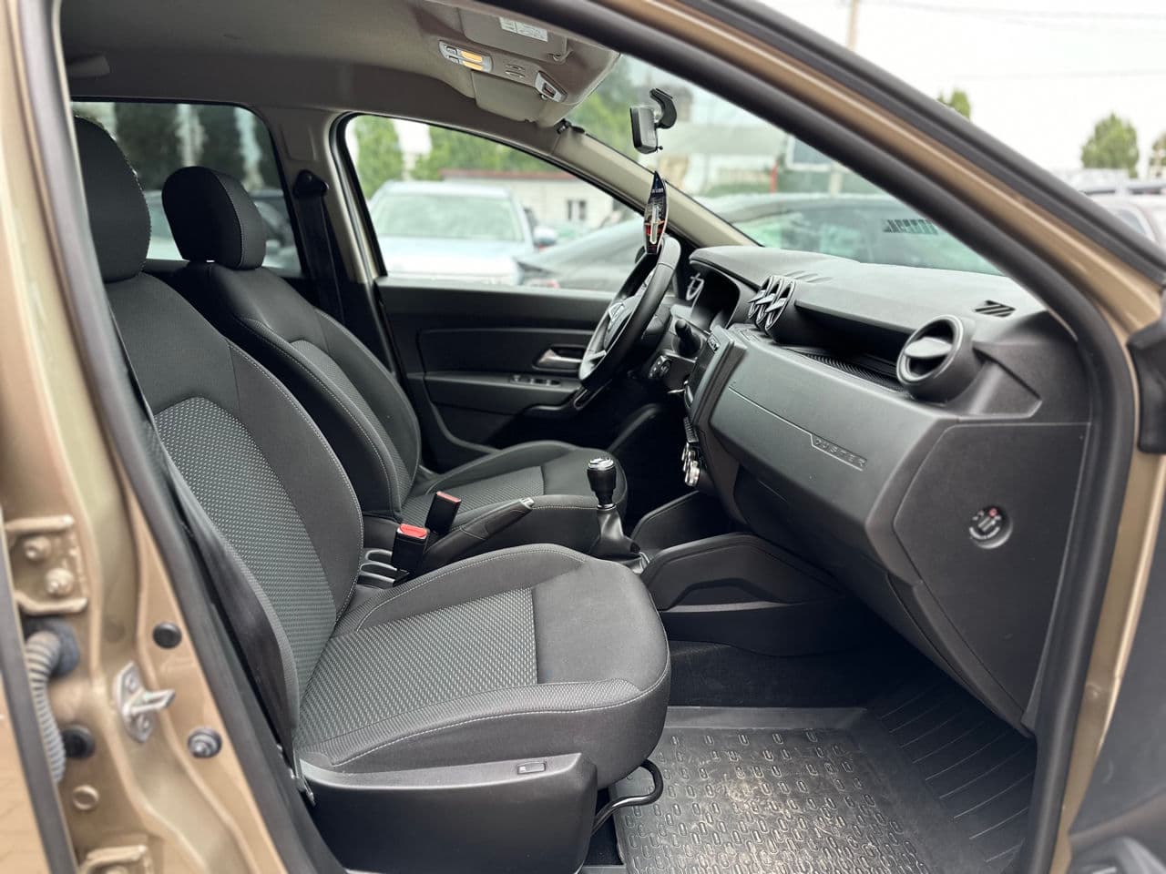 2019 Dacia Duster — Miniatură 18
