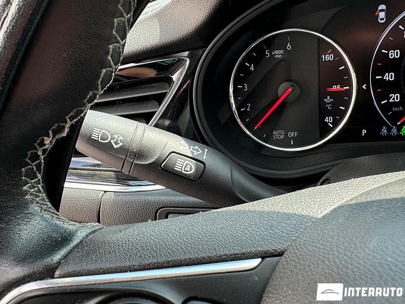 Opel Insignia 2018 — Миниатюра 17