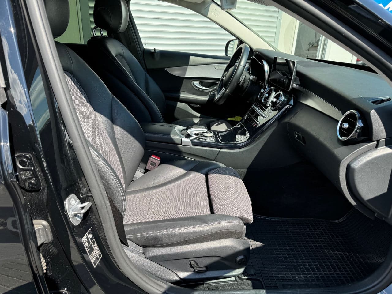 2019 Mercedes C 200 — Miniatură 5