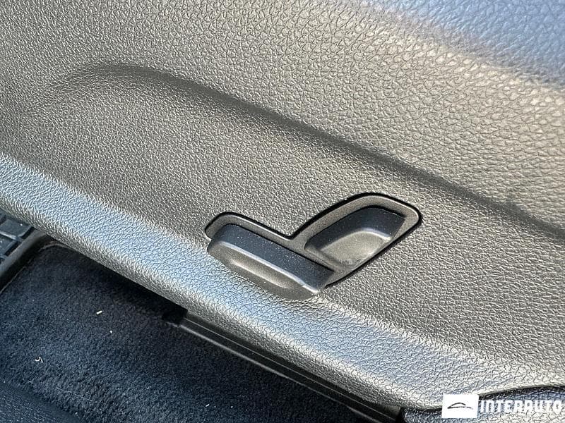 2019 Mercedes C 200 — Miniatură 18