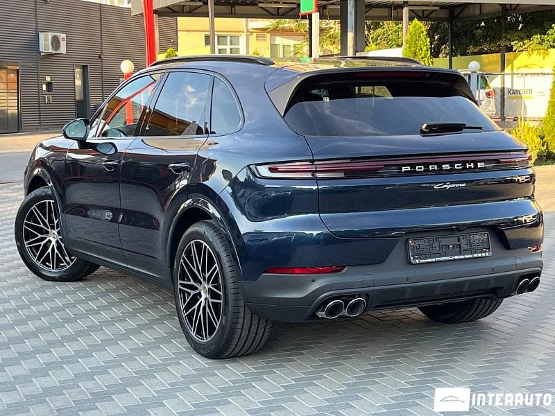 2024 Porsche Cayenne — Miniatură 2