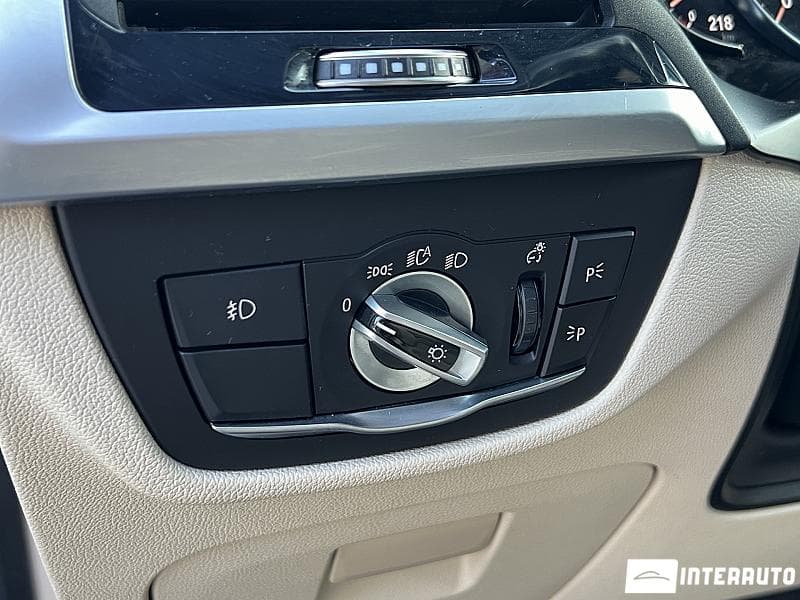 2019 BMW X3 3.0i — Miniatură 9