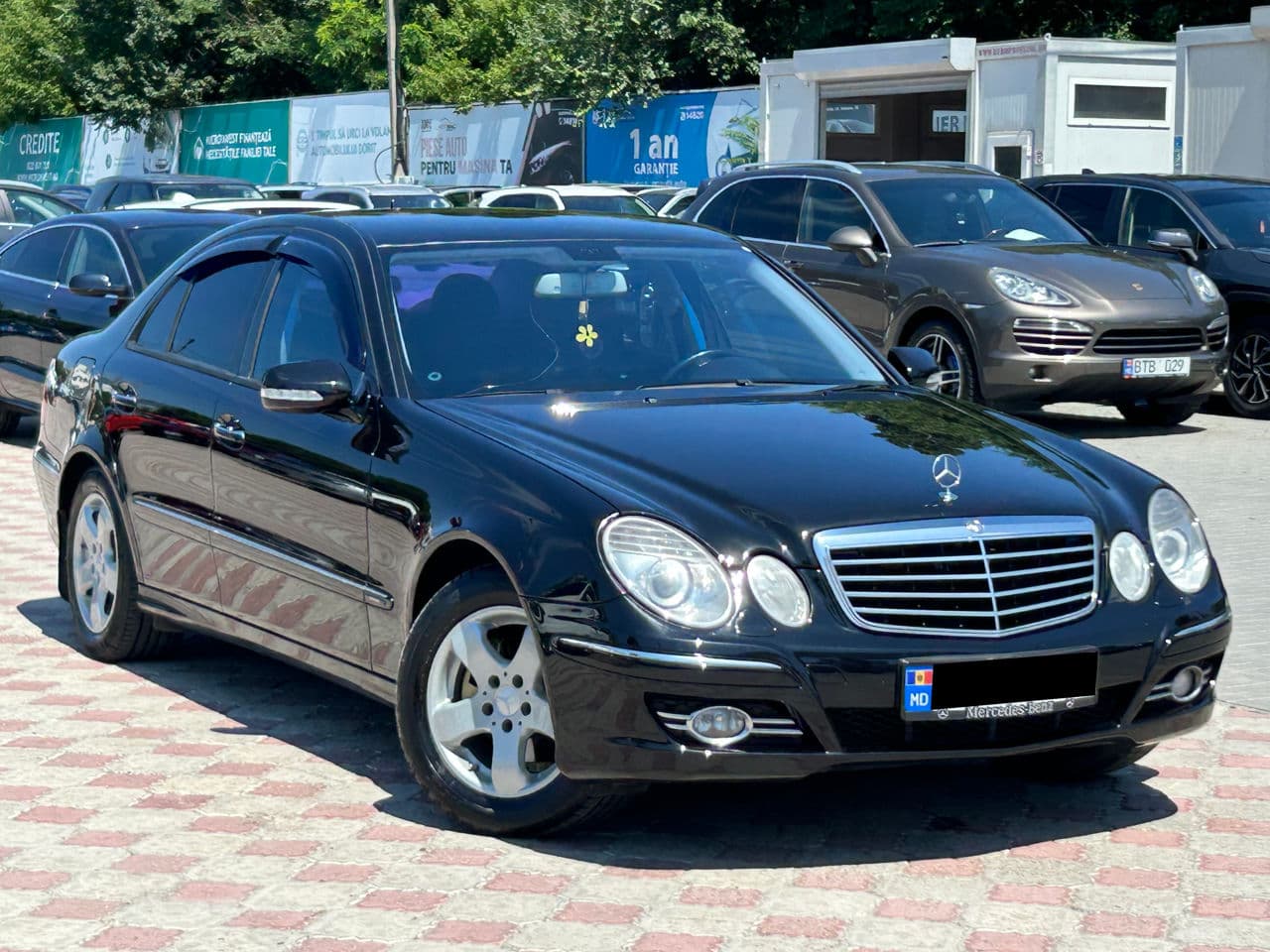 Mercedes E 200 2008 — Миниатюра 4
