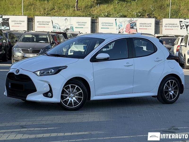 Toyota Yaris 2023 — Миниатюра 2