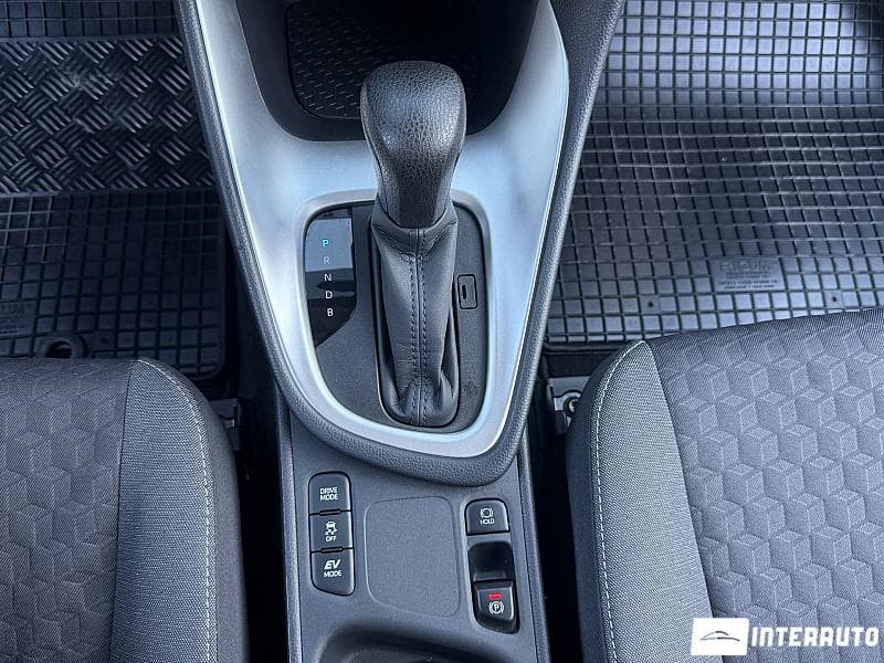 Toyota Yaris 2023 — Миниатюра 12