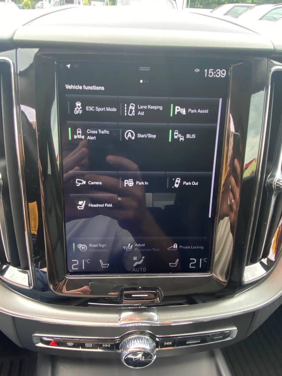 2018 Volvo XC 60 — Miniatură 9