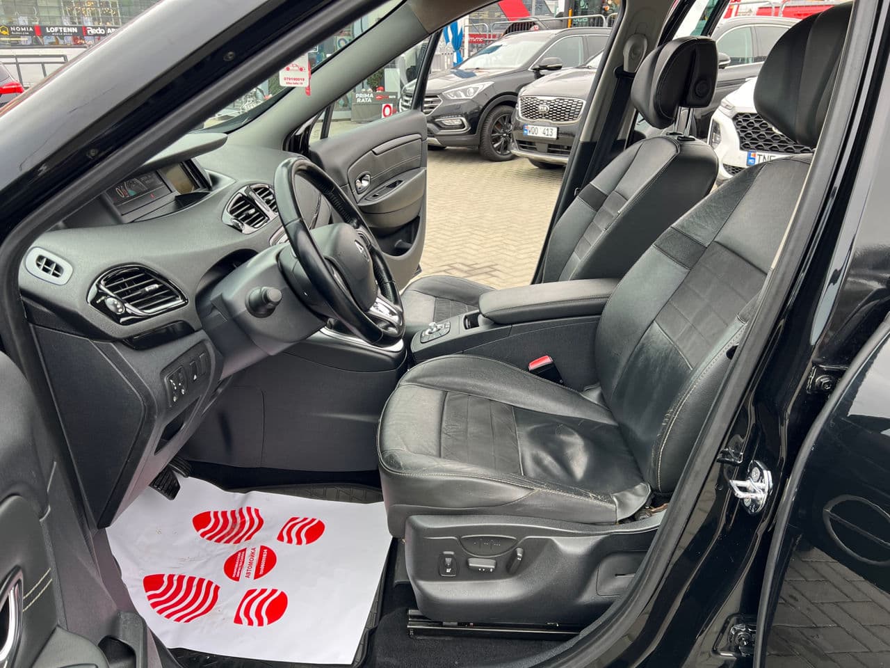 2014 Renault Grand Scenic — Miniatură 5