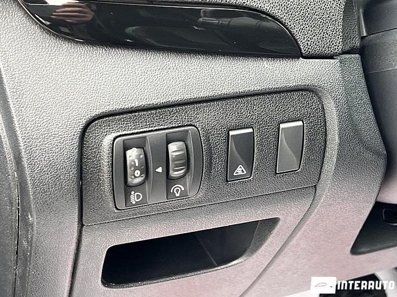 2014 Renault Grand Scenic — Miniatură 18