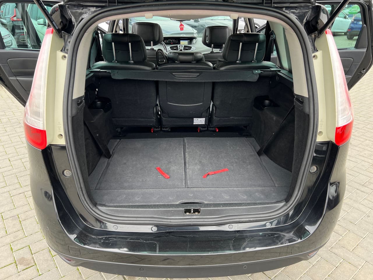2014 Renault Grand Scenic — Miniatură 21