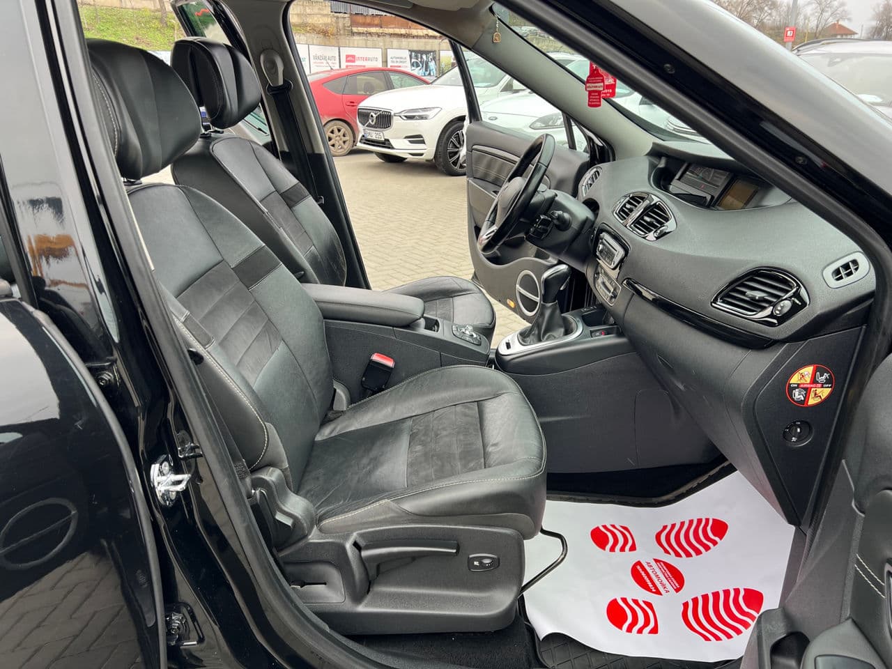 2014 Renault Grand Scenic — Miniatură 16