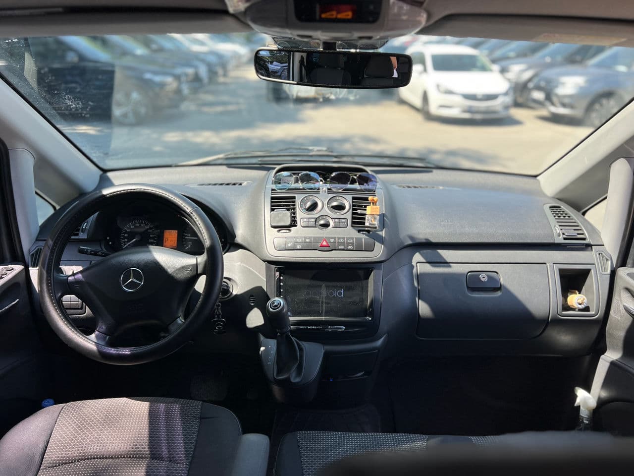 2014 Mercedes Vito — Miniatură 14
