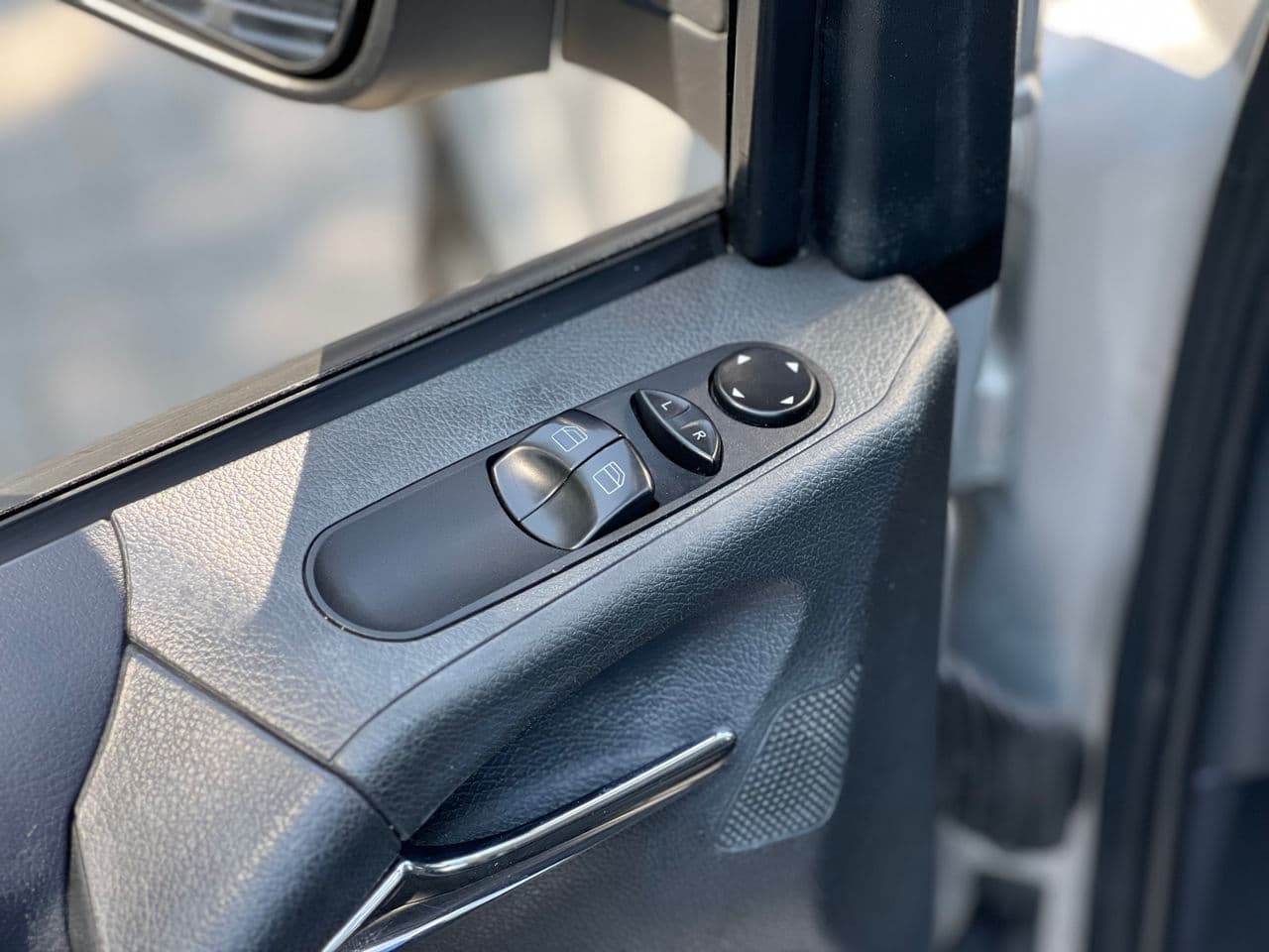 2014 Mercedes Vito — Miniatură 5