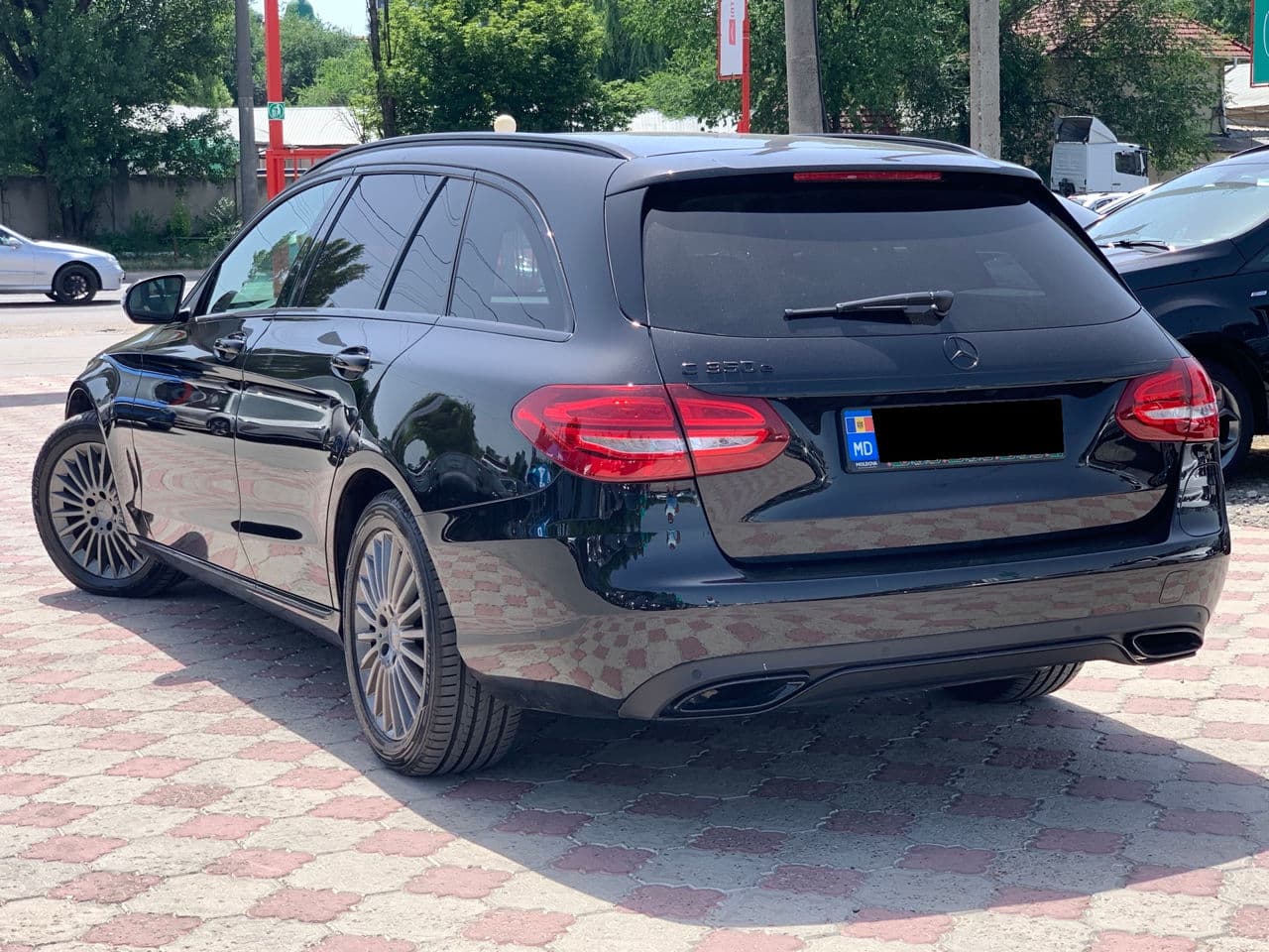 2015 Mercedes C 350e — Miniatură 2