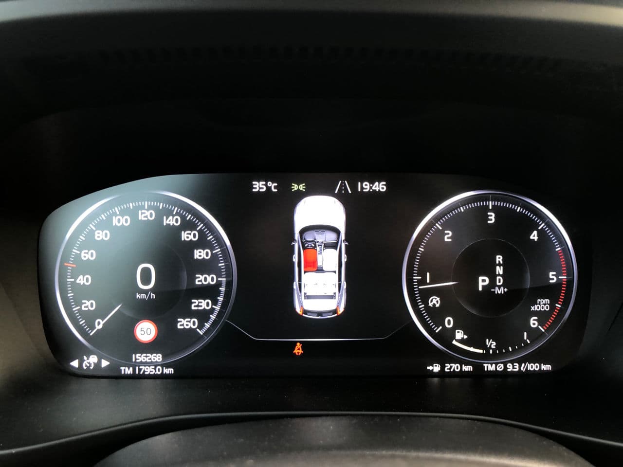 Volvo XC 40 2019 — Миниатюра 8