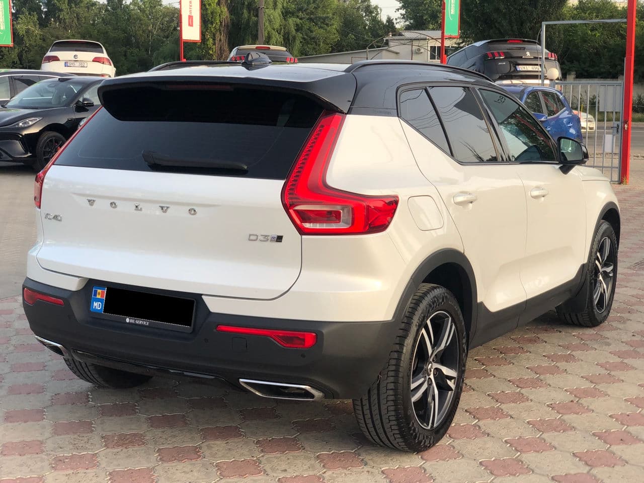 Volvo XC 40 2019 — Миниатюра 3