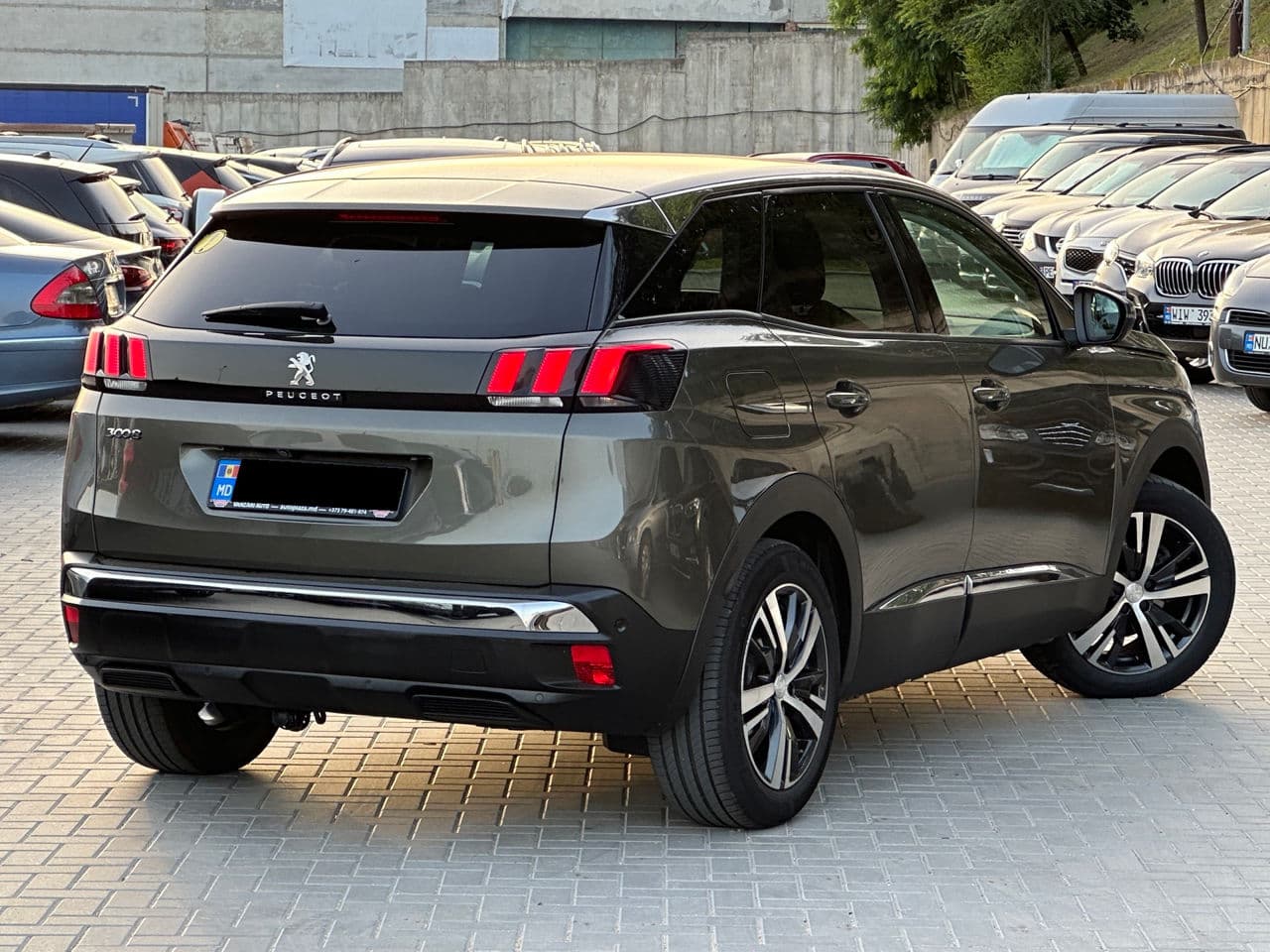 2018 Peugeot 3008 — Miniatură 4