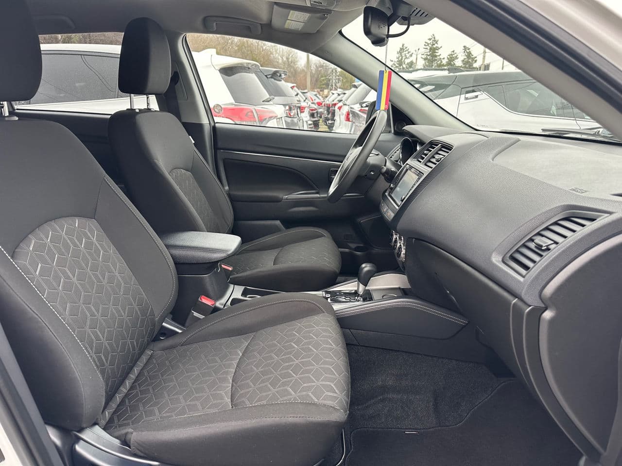 2021 Mitsubishi Outlander Sport — Miniatură 14