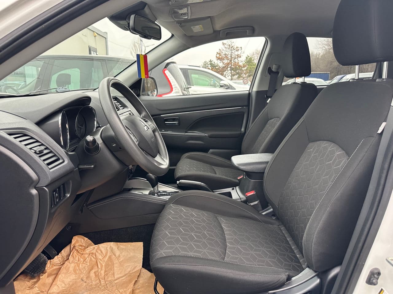 2021 Mitsubishi Outlander Sport — Miniatură 5