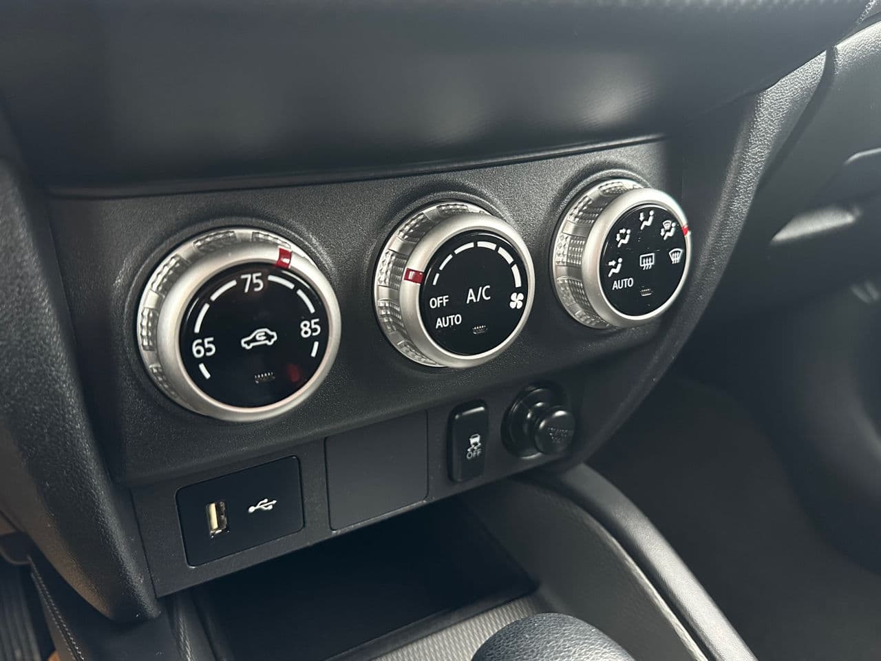 2021 Mitsubishi Outlander Sport — Miniatură 12