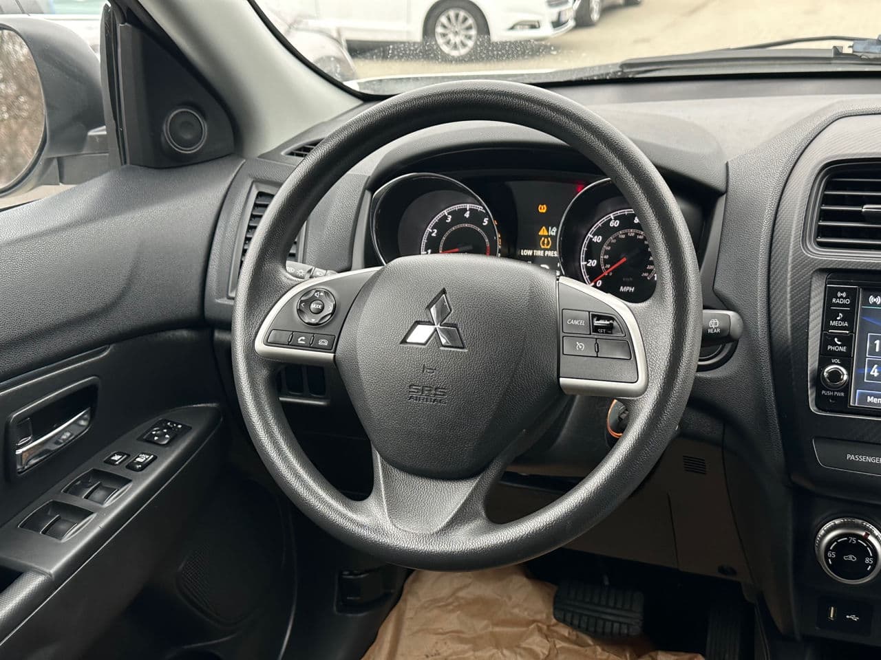 2021 Mitsubishi Outlander Sport — Miniatură 9