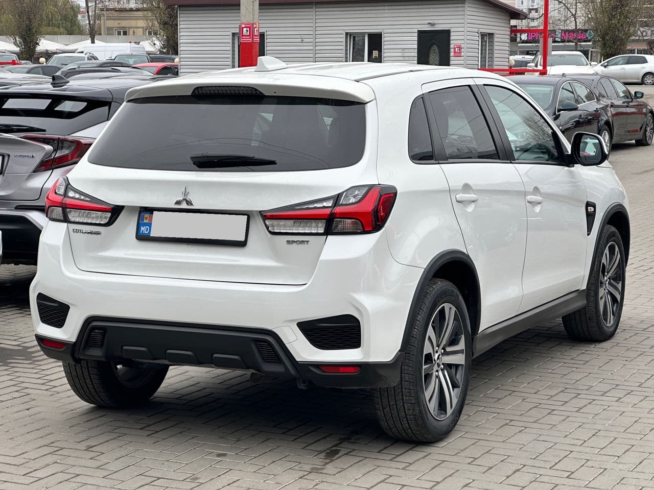 2021 Mitsubishi Outlander Sport — Miniatură 2