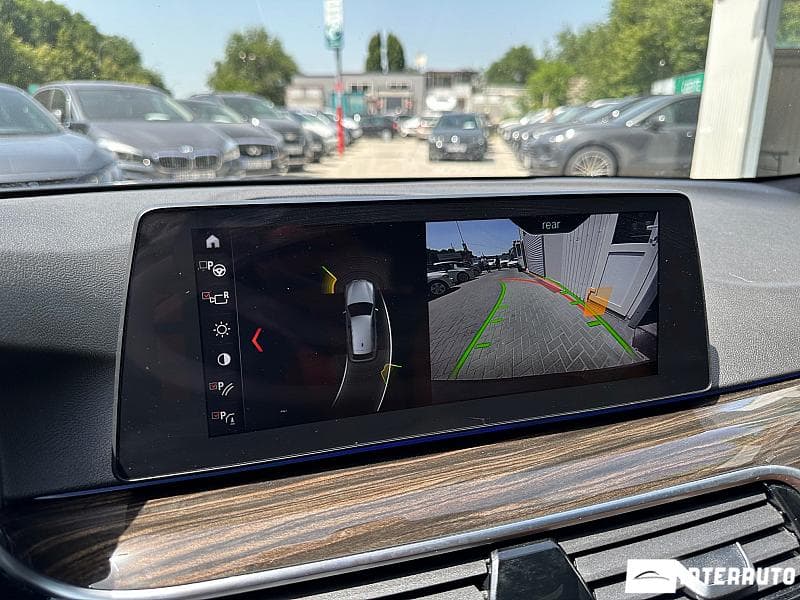 2018 BMW 520 — Miniatură 18