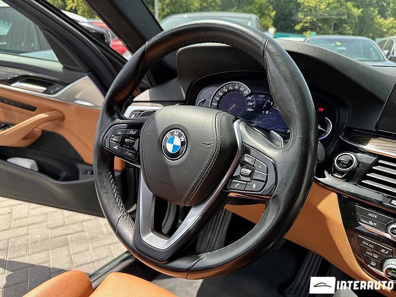 2018 BMW 520 — Miniatură 15