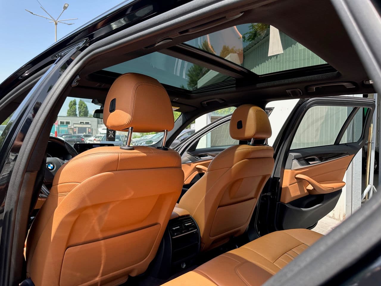 2018 BMW 520 — Miniatură 21