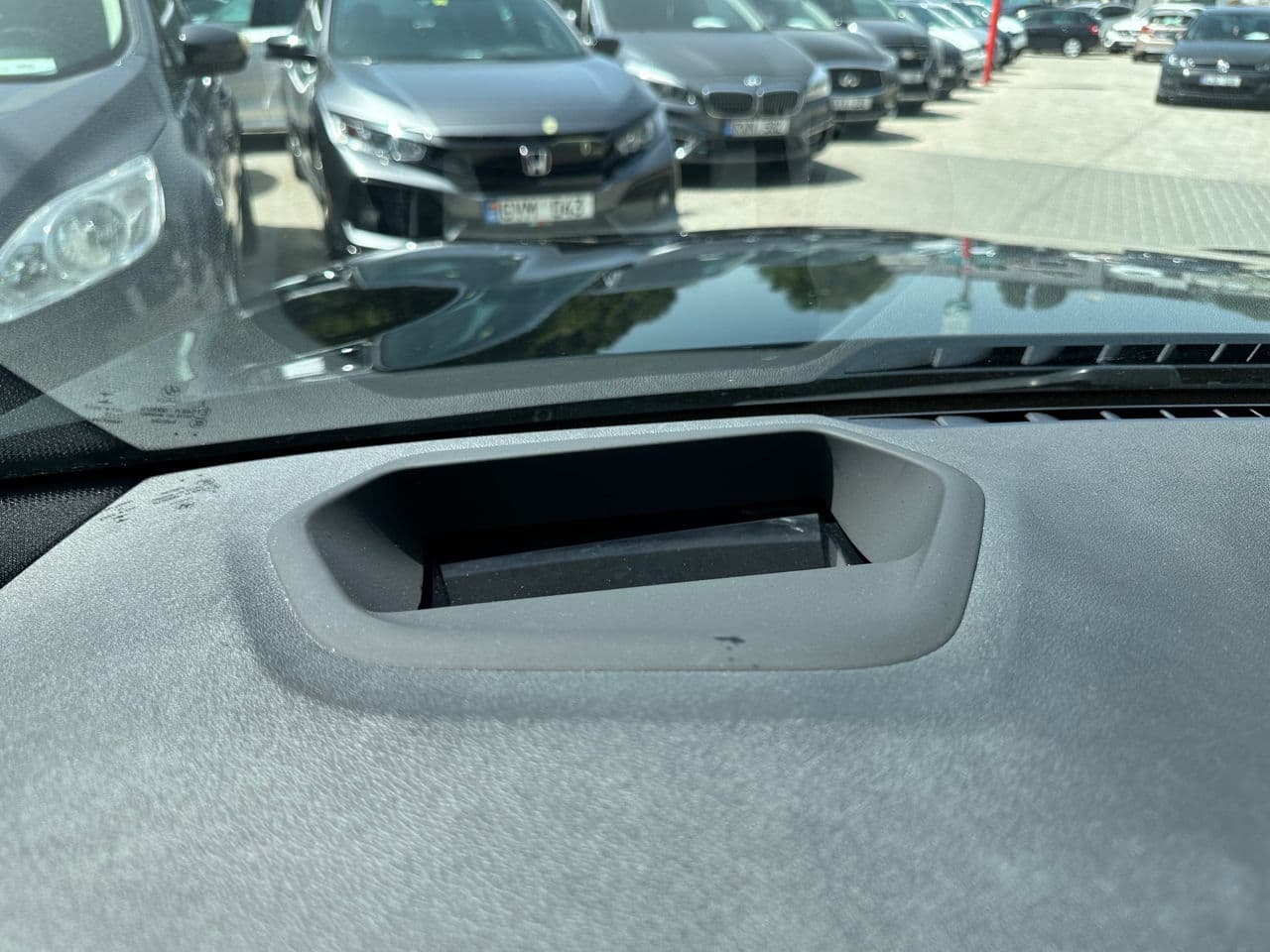 2018 BMW 520 — Miniatură 13
