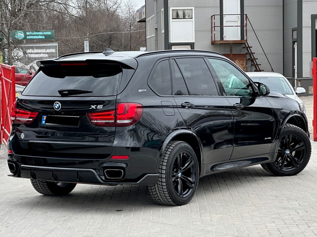 2016 BMW X5 4.0e — Miniatură 3